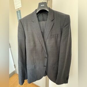 Hugo Boss Gray Checkered Suit